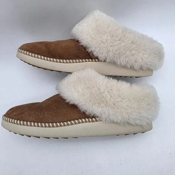 Olukai Women's Ku'i Slippers, Tan/Bone, 6 Shoes - Picture 5 of 8